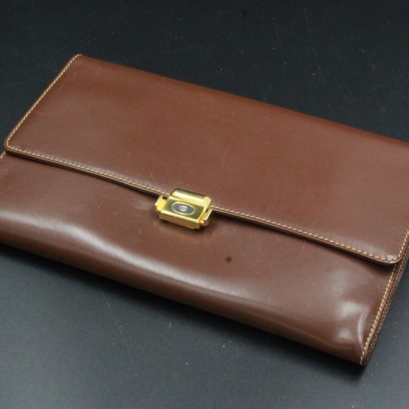 AUTHENTIC GUCCI BROWN LEATHER PASSPORT WALLET CLUTCH - Picture 1 of 14